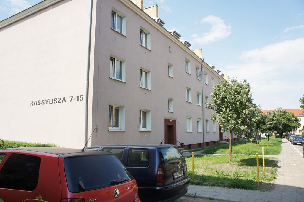 Apartament Poznan Jezyce Екстериор снимка